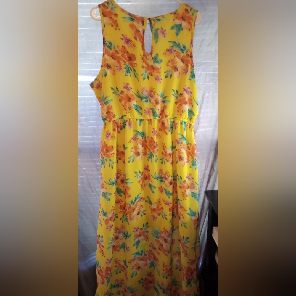 Indulge Floral Yellow Sleeveless Dress